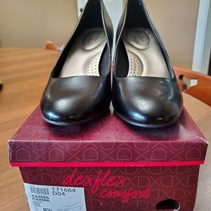 Dexflex comfort black heels
